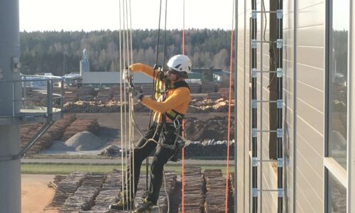 kõrgustes töötamine